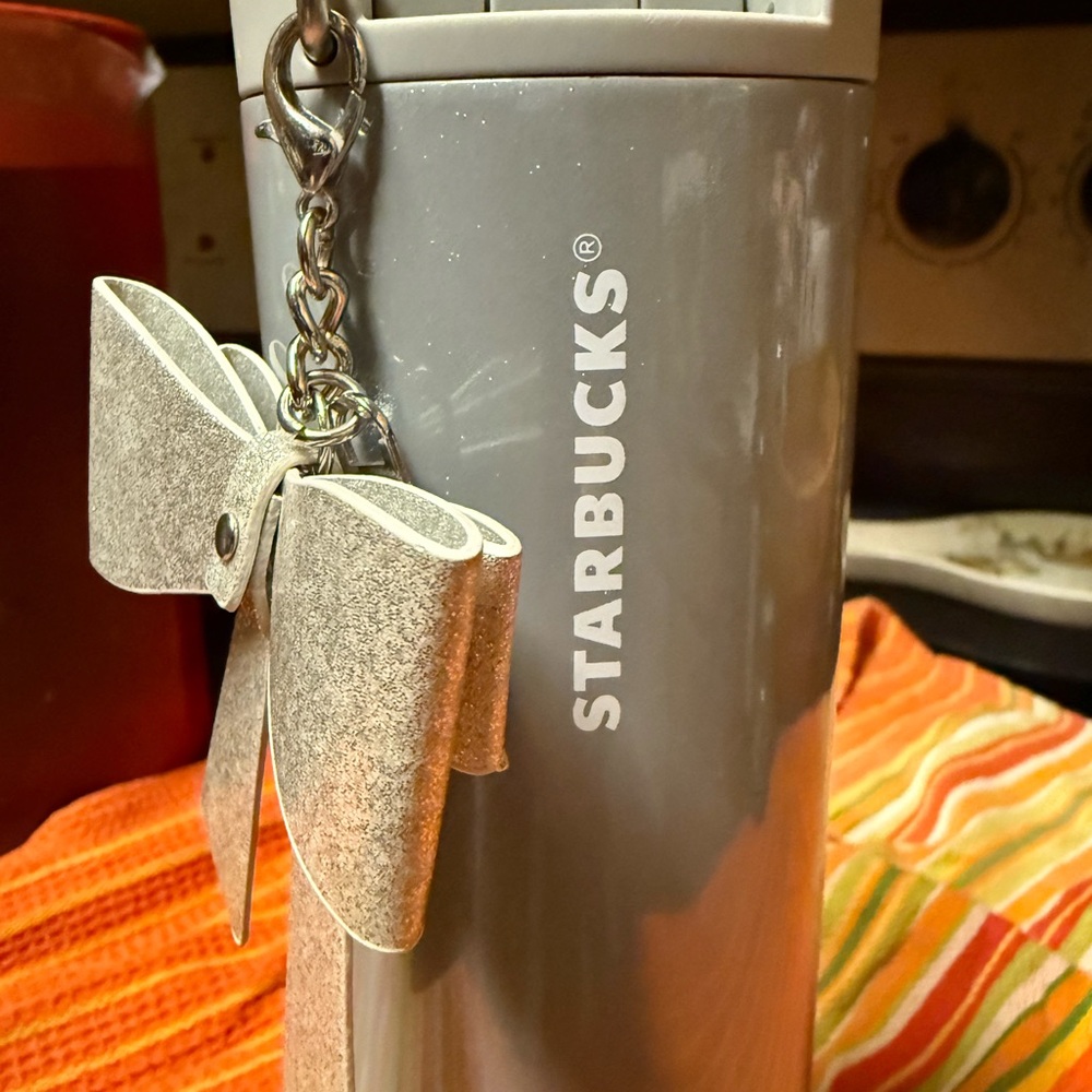 Starbucks Metallic Silver Glitter Bow Charm Insulated Tumbler Limited Edition - Picture 2 of 7